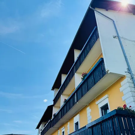 Ferienpension Garni Panzió Sankt Kanzian am Klopeiner See