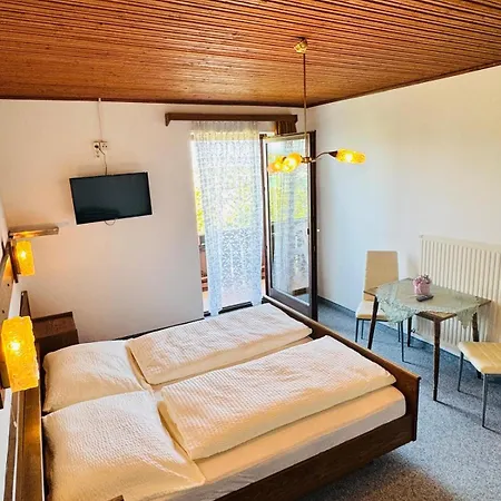 Ferienpension Garni Panzió Sankt Kanzian am Klopeiner See