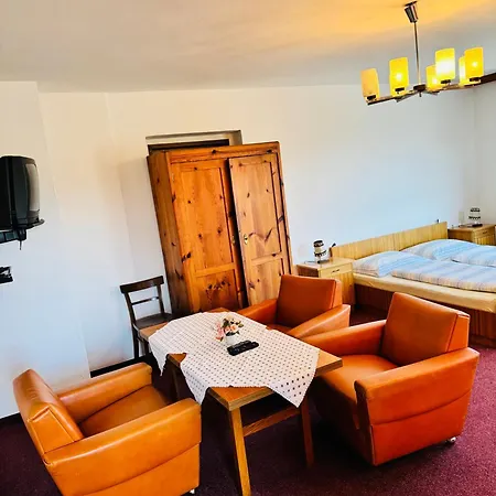 Ferienpension Garni Panzió 3*