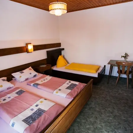 Bed & Breakfast Ferienpension Garni Hubert Rigelnik 2*
