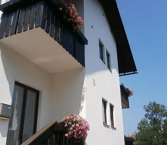 Ferienpension Garni Hubert Rigelnik Bed & Breakfast Sankt Kanzian am Klopeiner See