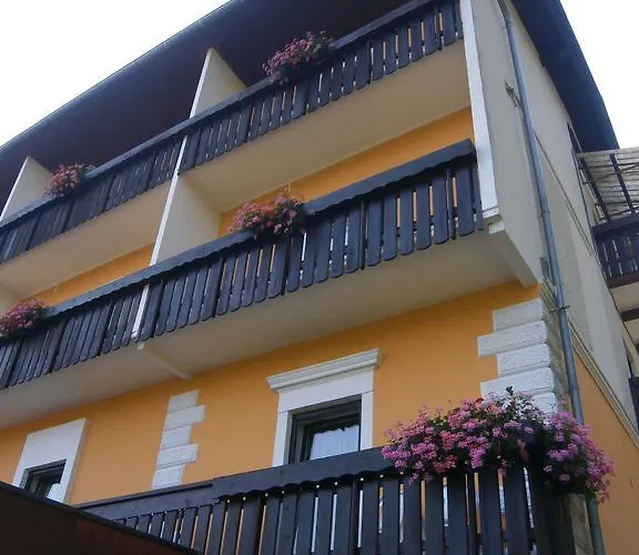 Ferienpension Garni Hubert Rigelnik Bed & Breakfast 3*