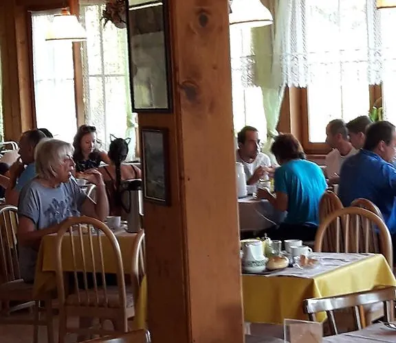 Ferienpension Garni Hubert Rigelnik Bed & Breakfast Sankt Kanzian am Klopeiner See